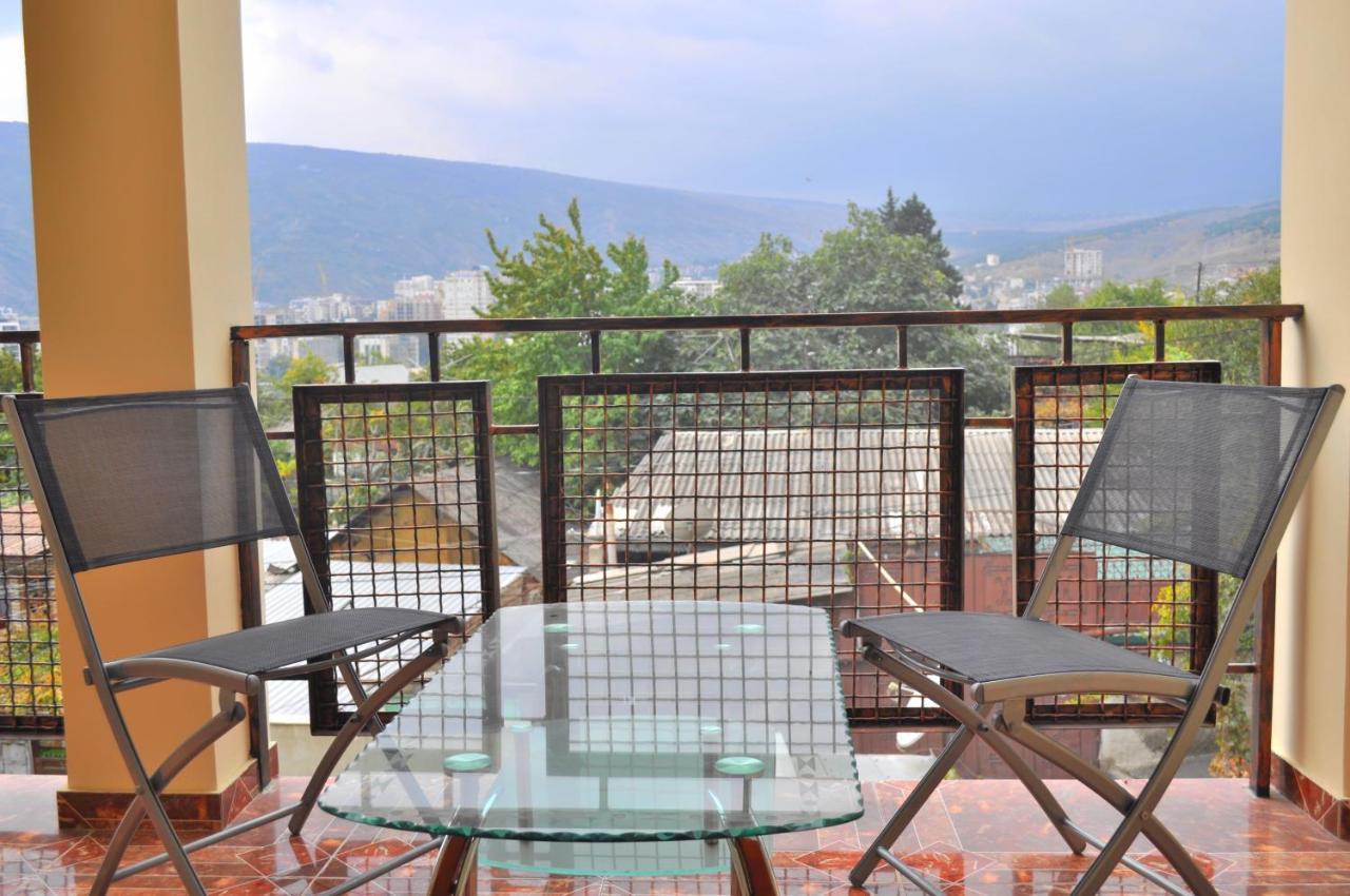 Hotel Dany Tbilisi Exteriör bild
