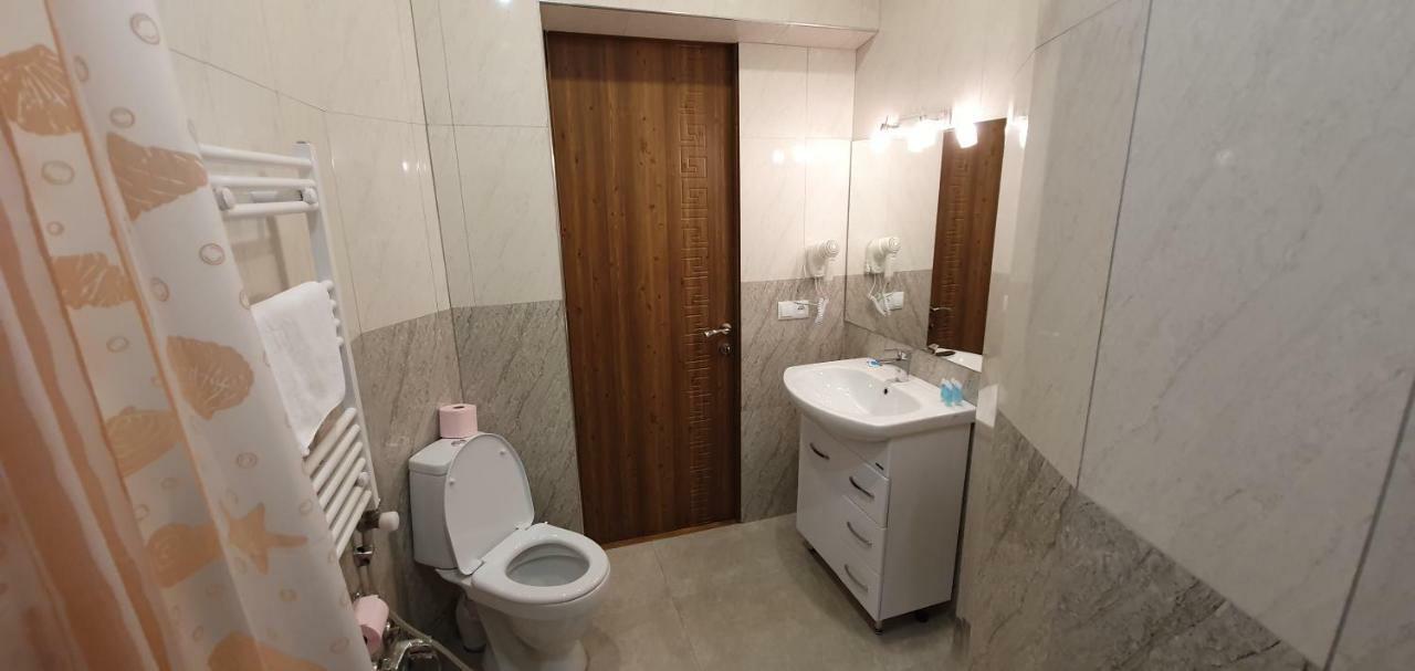 Hotel Dany Tbilisi Exteriör bild