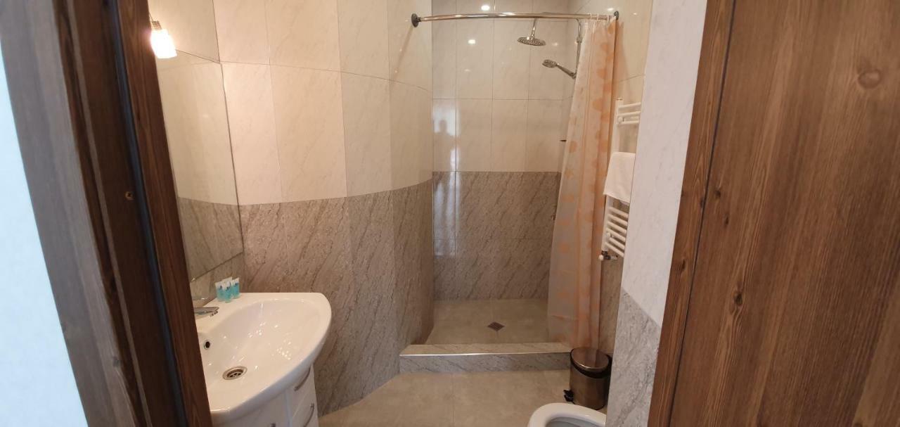 Hotel Dany Tbilisi Exteriör bild