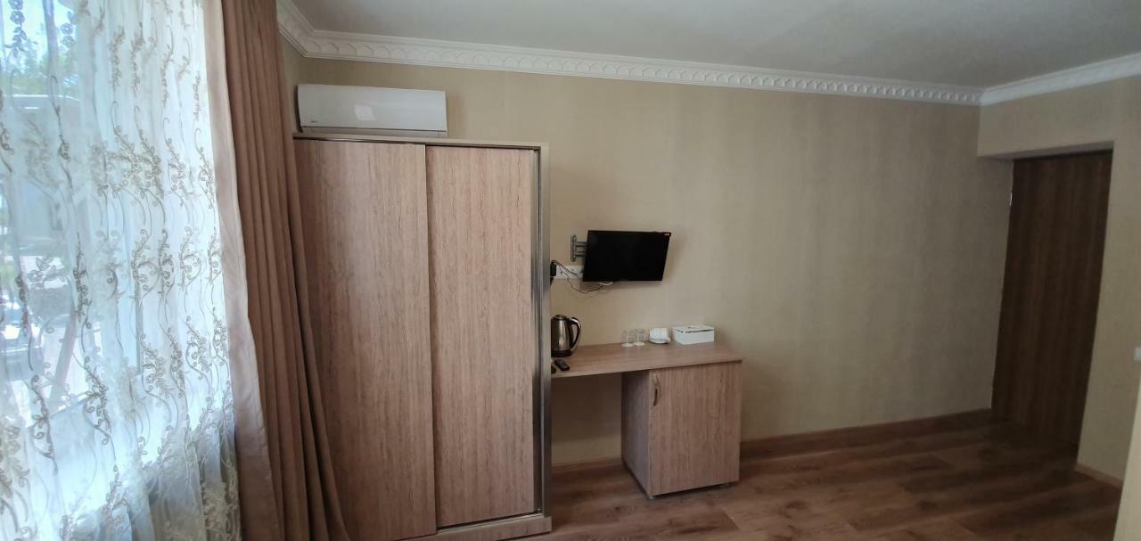 Hotel Dany Tbilisi Exteriör bild